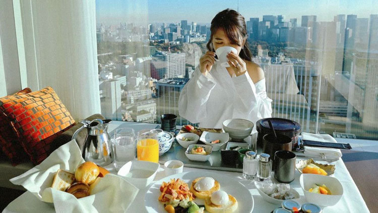Un recente studio ha stabilito che Tokyo è la città più sicura per i viaggi in solitaria