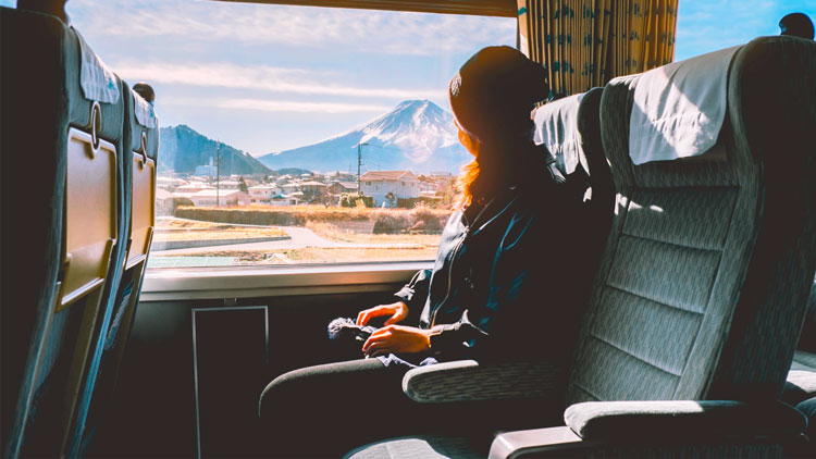 Un recente studio ha stabilito che Tokyo è la città più sicura per i viaggi in solitaria